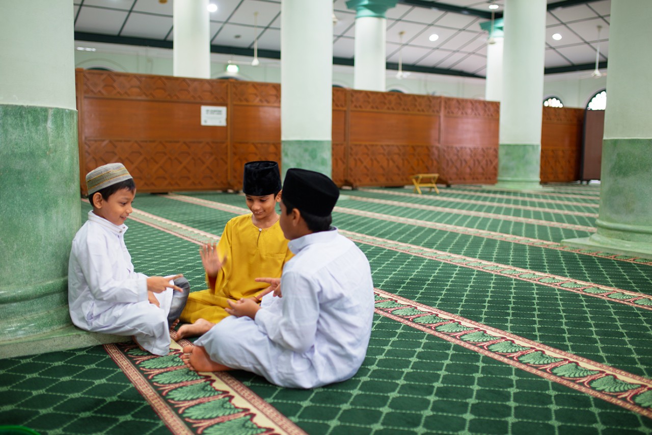 Children's Praying Inside Masjid Jamae