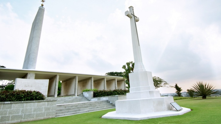 克兰芝阵亡战士纪念碑公园内的十字架地标