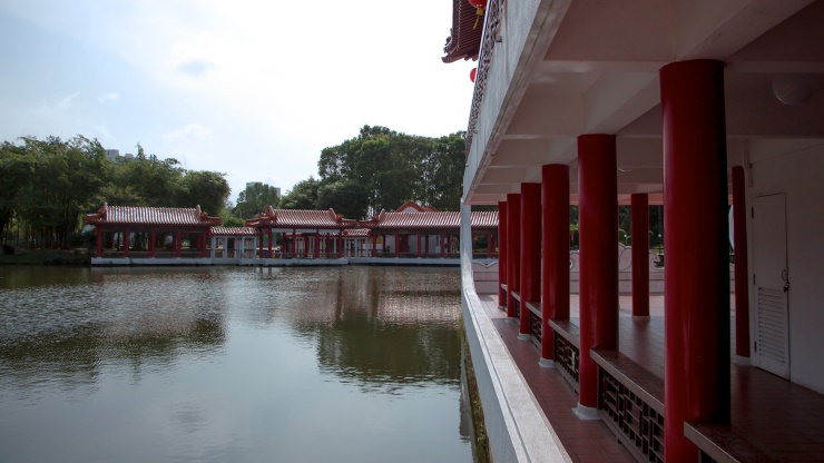 裕华园乃仿效中国北方的宫廷建筑风格与景观。
