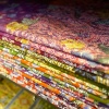 Royal Fabrics 整齐铺列的各种峇迪手工布