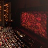滨海湾金沙的金沙剧院座位和银幕内景